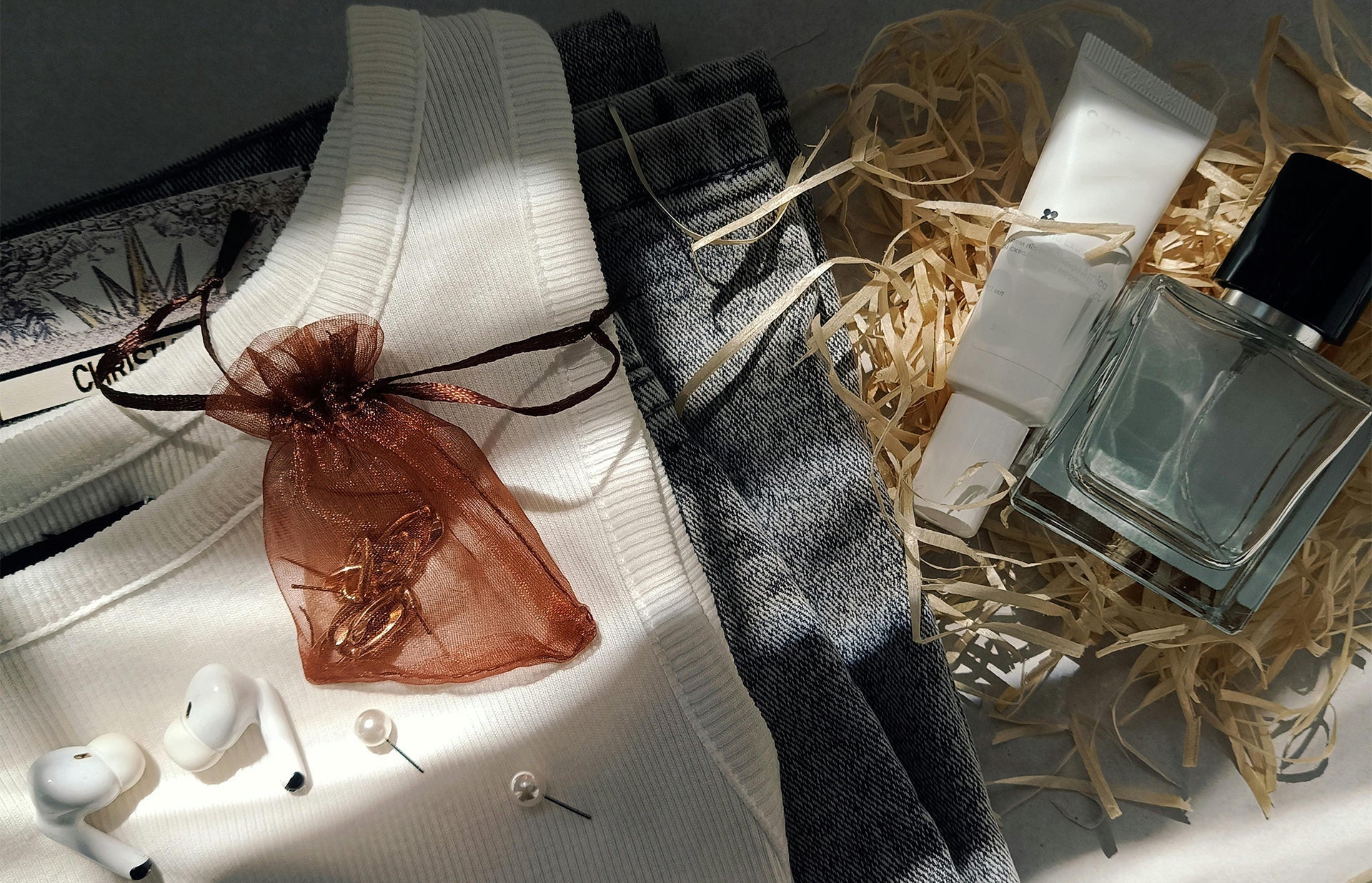 The Minimalist Travel Pack List: 7 Essentials for Every Cross-Country Trip