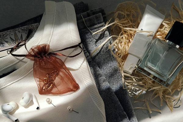 The Minimalist Travel Pack List: 7 Essentials for Every Cross-Country Trip