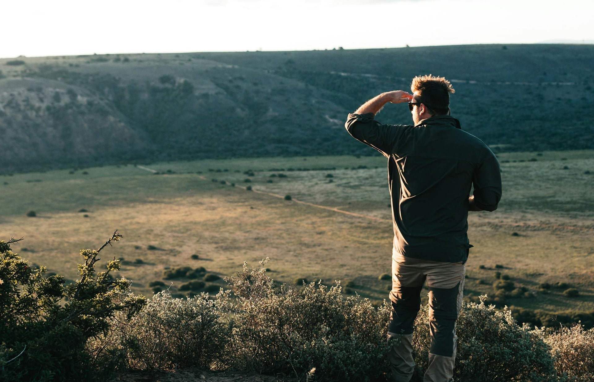 Why the Unisex Micro Poly Windshirt is the 2026 Essential for Techwear & Travel